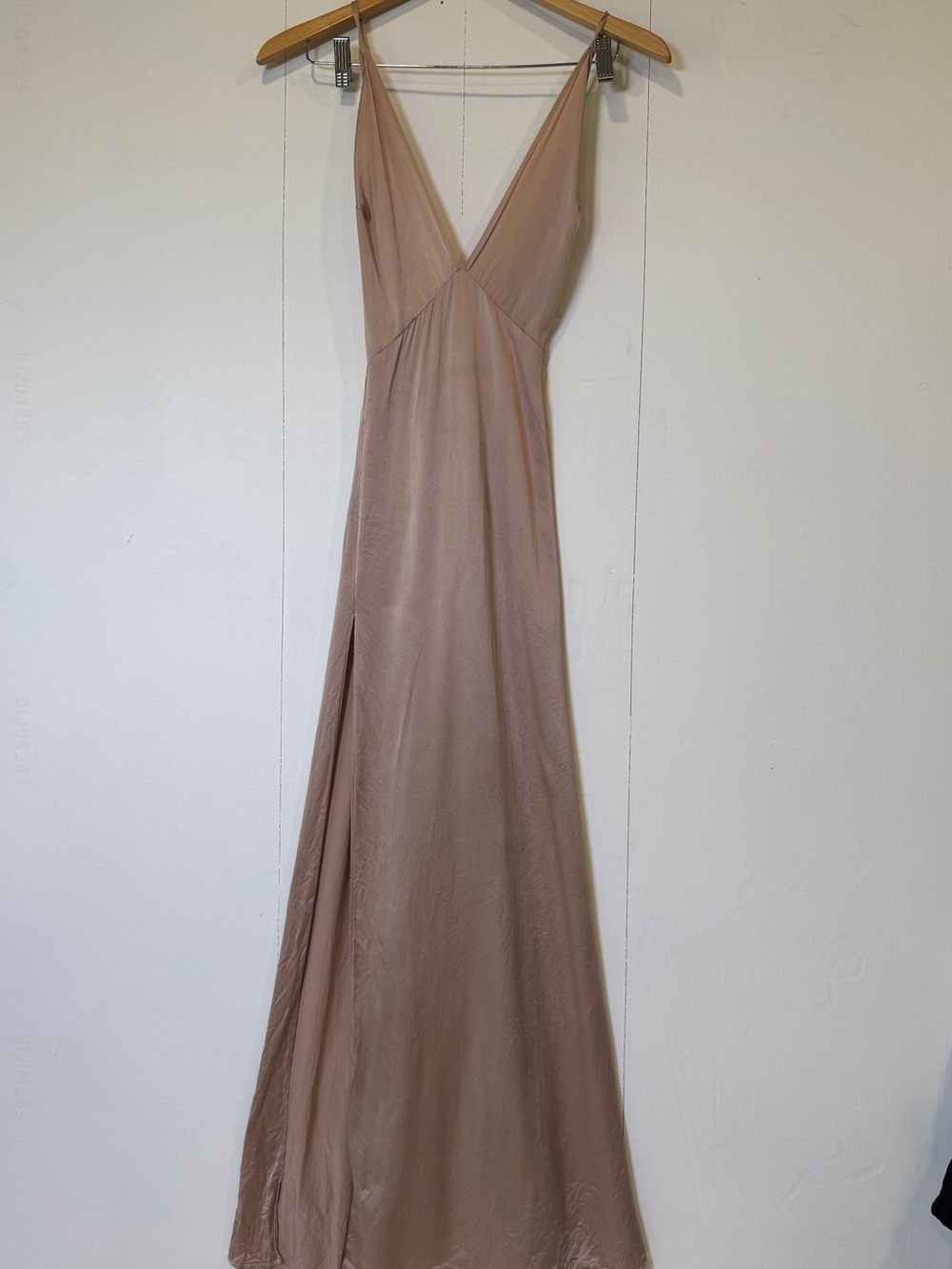 Reformation Mauve-Blush Satin V-Neck Maxi Dress Backless